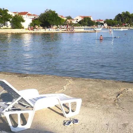 Appartement Holiday Adria Nest Privlaka - Cdn02132-dyb *